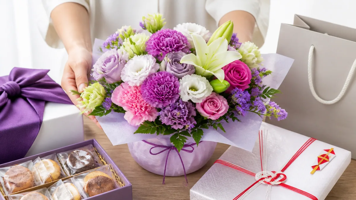 定番6品を価格・サイズ・花材で並べて比較するの解説画像